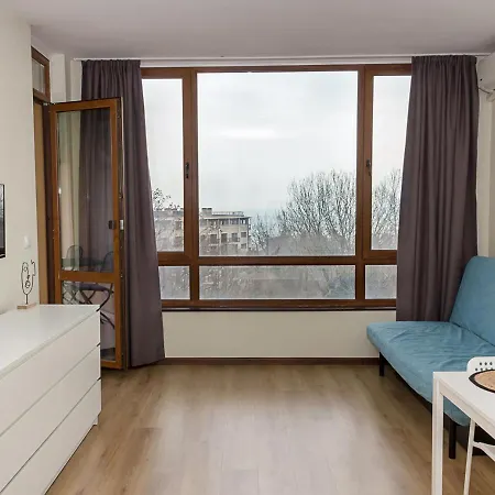 Cozy 1bd Flat In Golden Sands With Need By Flat Mаnager Apartment